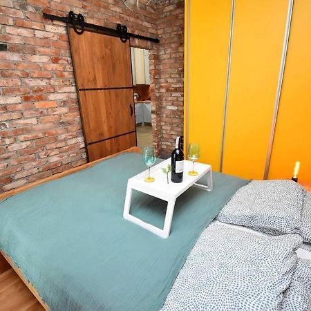 Apartament Blue Bastion Walowa 23C Z Klimatyzacja I Miejscem Parkingowym W Podziemnym Parkingu Гданск Екстериор снимка